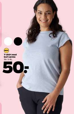 T-shirt med kort ærme