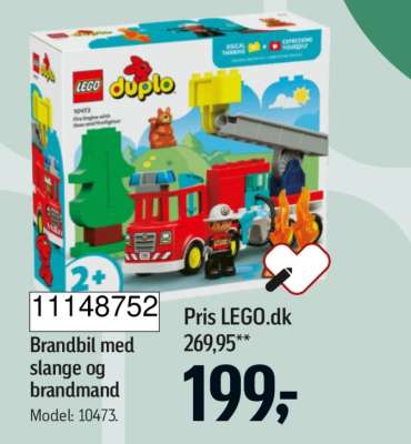 Brandbil med slange og brandmand